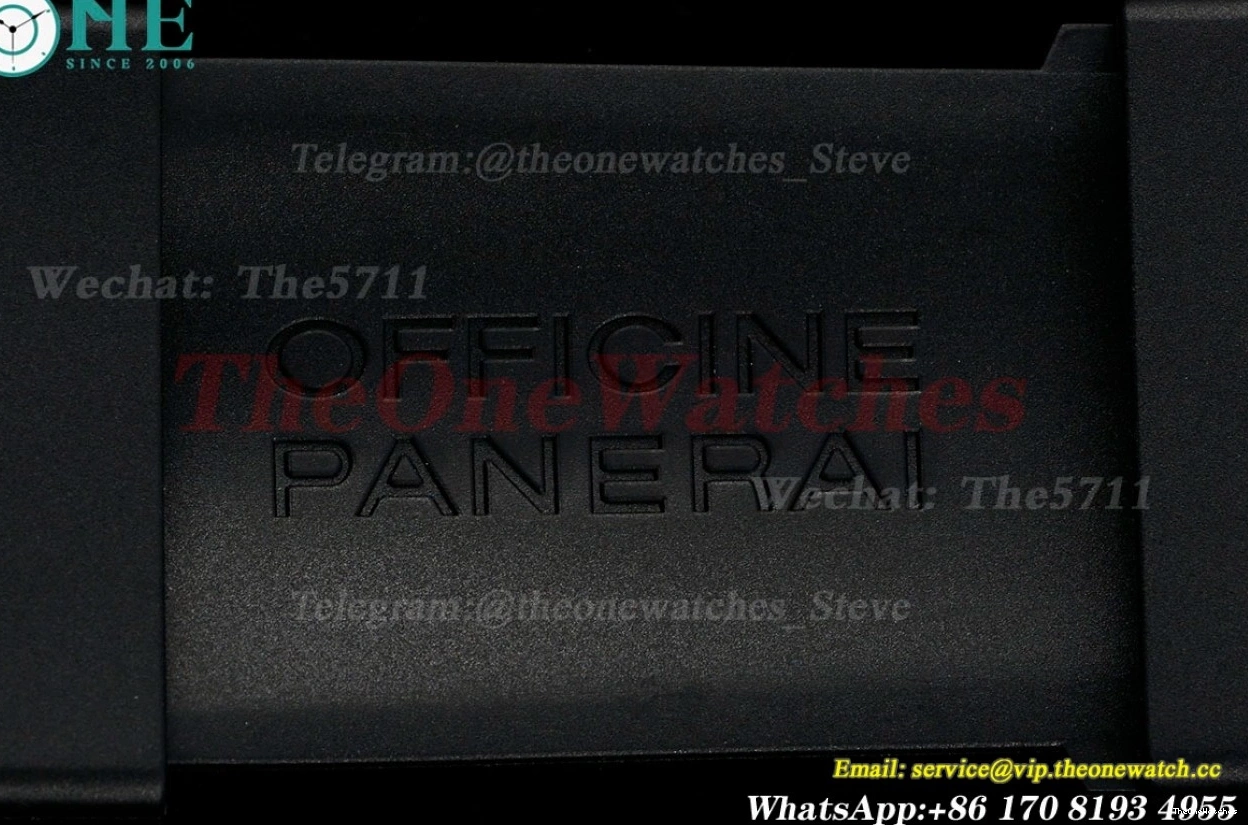 Black Submersible Carbon RU Dial P900 VSF 42MM PAM2231 0209